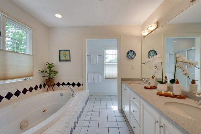 96 Richdale Rd, Needham, MA 02492