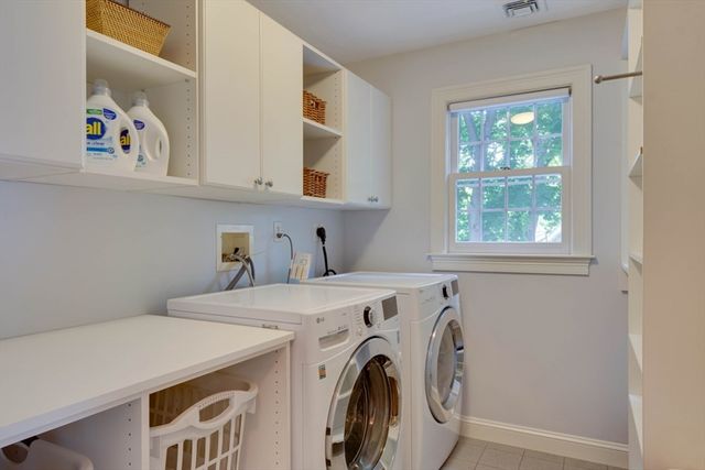 96 Richdale Rd, Needham, MA 02492