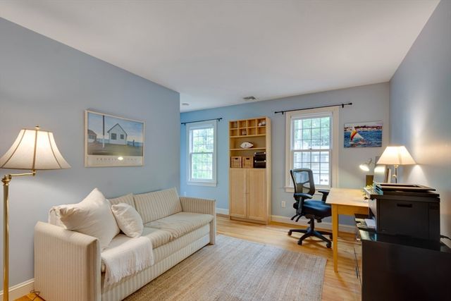 96 Richdale Rd, Needham, MA 02492