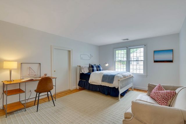 96 Richdale Rd, Needham, MA 02492