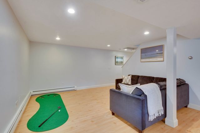 96 Richdale Rd, Needham, MA 02492