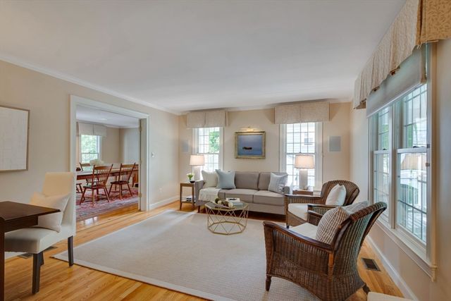 96 Richdale Rd, Needham, MA 02492