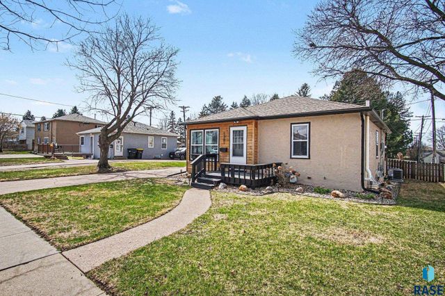 1301 S Gary Dr Drive, Sioux Falls, SD 57103