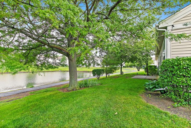 1481 Waterside Drive, Dekalb, IL 60115