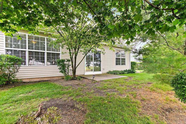 1481 Waterside Drive, Dekalb, IL 60115