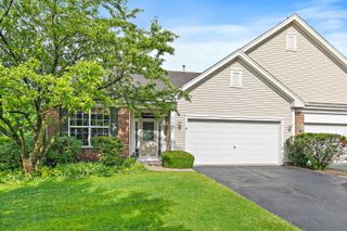 1481 Waterside Drive, Dekalb, IL 60115