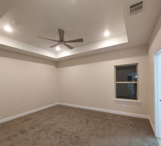 905 Edgar Street, Greenville, TX 75401