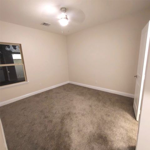905 Edgar Street, Greenville, TX 75401