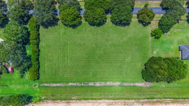 43 E Kitty Hawk Street, Richmond, TX 77406