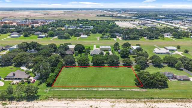 43 E Kitty Hawk Street, Richmond, TX 77406