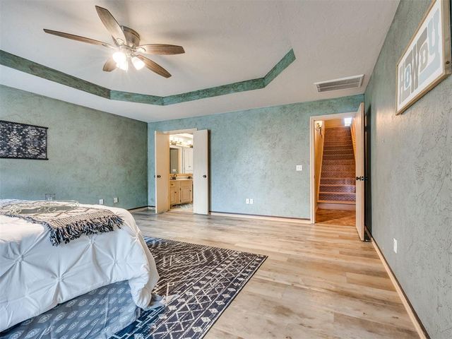 6901 N Waterwood Way, Warr Acres, OK 73132