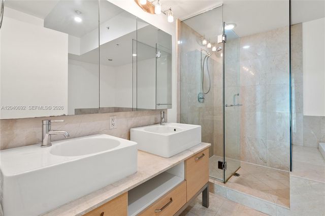 218 SE 14th Street 1803, Miami, FL 33131