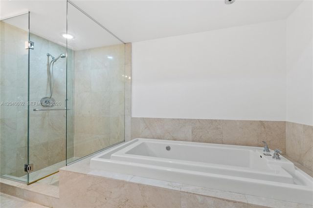 218 SE 14th Street 1803, Miami, FL 33131