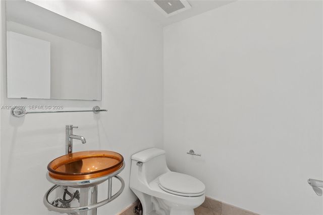 218 SE 14th Street 1803, Miami, FL 33131
