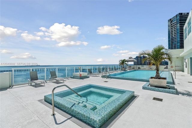 218 SE 14th Street 1803, Miami, FL 33131