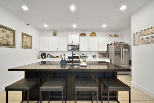 2203 Seven Oaks Boulevard, Tomball, TX 77375