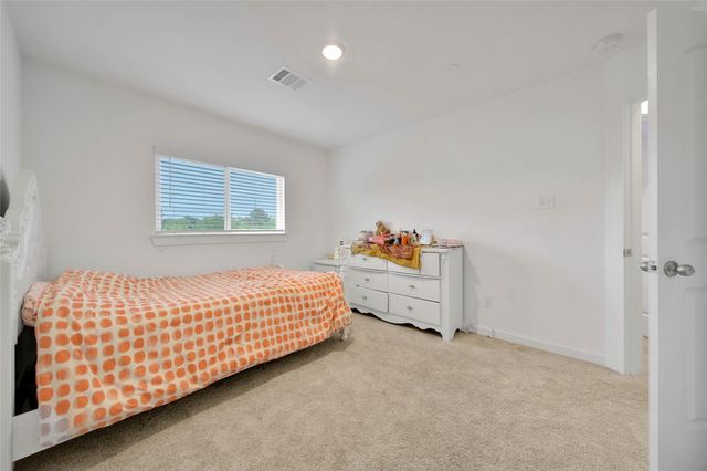 2203 Seven Oaks Boulevard, Tomball, TX 77375