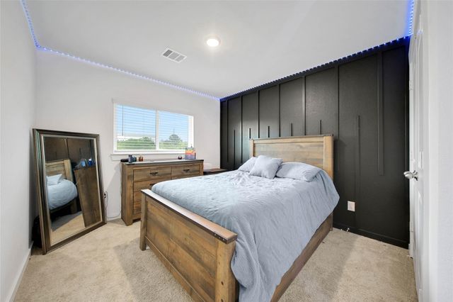 2203 Seven Oaks Boulevard, Tomball, TX 77375
