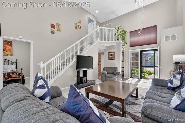 183 Daniel Avenue, Westland, MI 48186