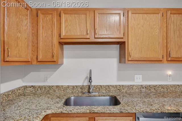 183 Daniel Avenue, Westland, MI 48186