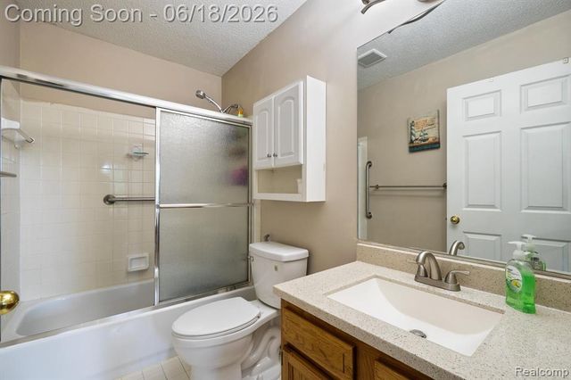 183 Daniel Avenue, Westland, MI 48186