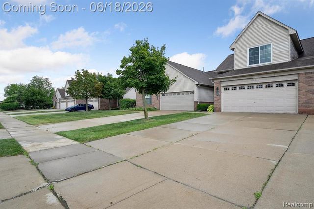 183 Daniel Avenue, Westland, MI 48186
