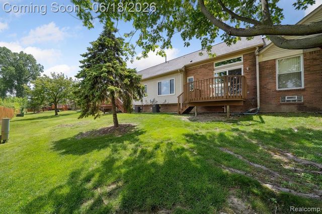 183 Daniel Avenue, Westland, MI 48186