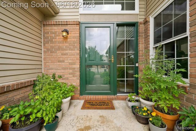 183 Daniel Avenue, Westland, MI 48186