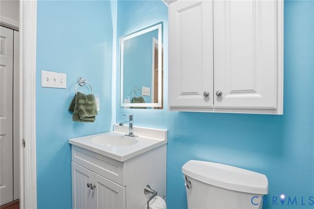 4521 Hunters Landing Dr, Chesterfield, VA 23832