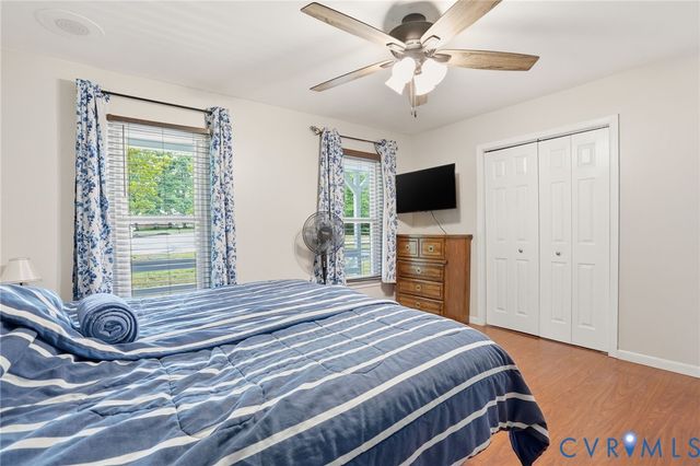 4521 Hunters Landing Dr, Chesterfield, VA 23832