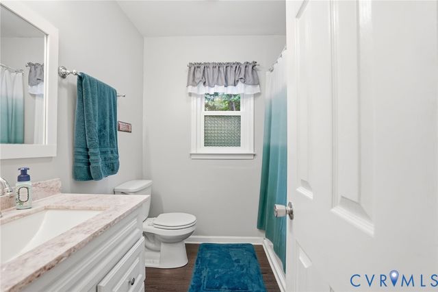 4521 Hunters Landing Dr, Chesterfield, VA 23832