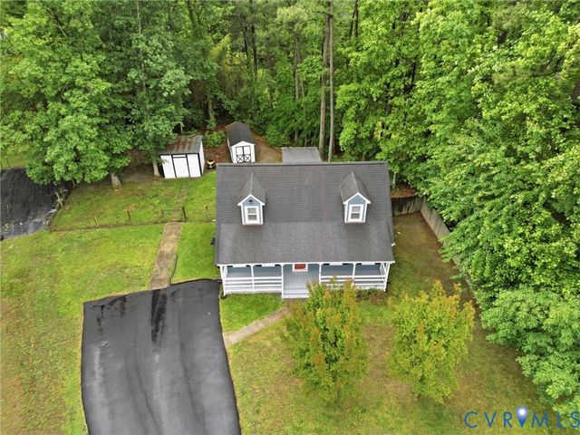 4521 Hunters Landing Dr, Chesterfield, VA 23832