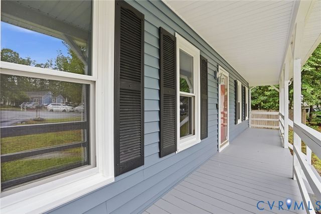 4521 Hunters Landing Dr, Chesterfield, VA 23832