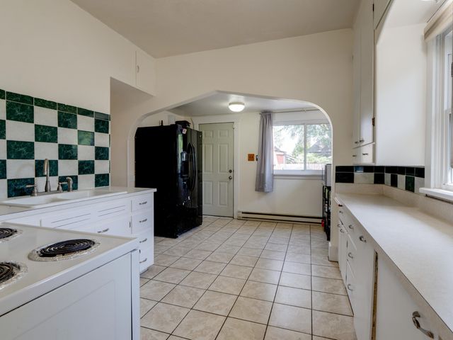 2603 E Queen Ave, Spokane, WA 99207