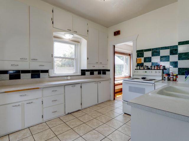 2603 E Queen Ave, Spokane, WA 99207