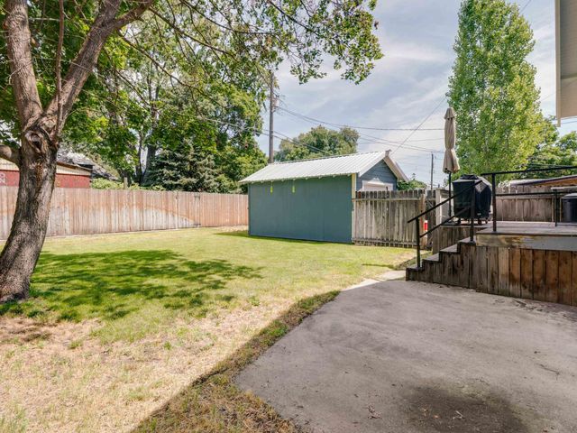 2603 E Queen Ave, Spokane, WA 99207