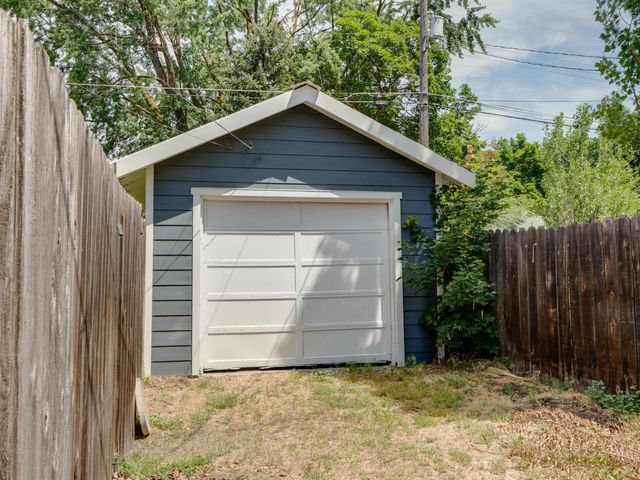 2603 E Queen Ave, Spokane, WA 99207