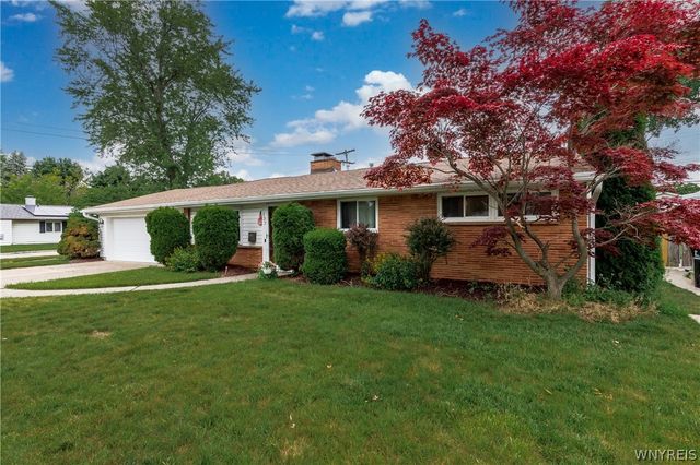 137 Burnside Drive, Tonawanda, NY 14150
