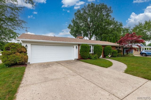 137 Burnside Drive, Tonawanda, NY 14150