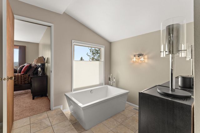 7518 N Panorama Dr, Spokane, WA 99208