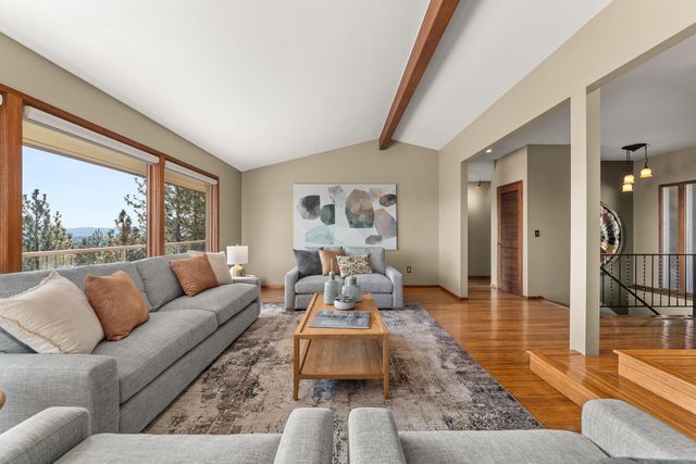 7518 N Panorama Dr, Spokane, WA 99208