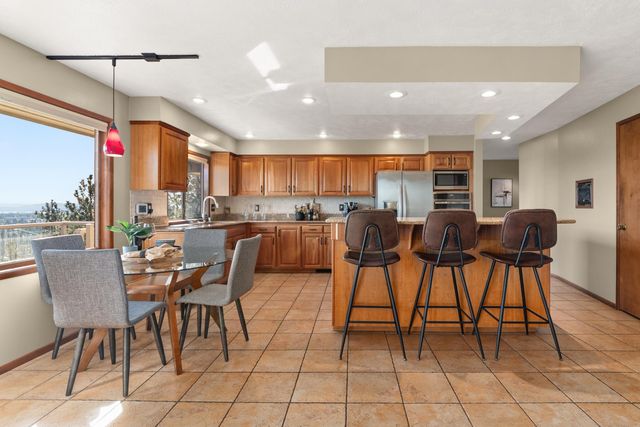 7518 N Panorama Dr, Spokane, WA 99208