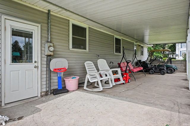 928 S Main Street, Middlebury, IN 46540