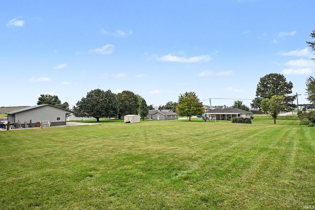 928 S Main Street, Middlebury, IN 46540