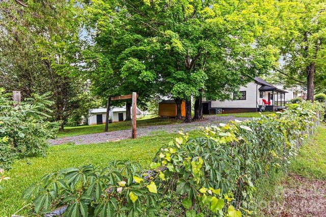1921 4th Street SW 83, Hickory, NC 28602