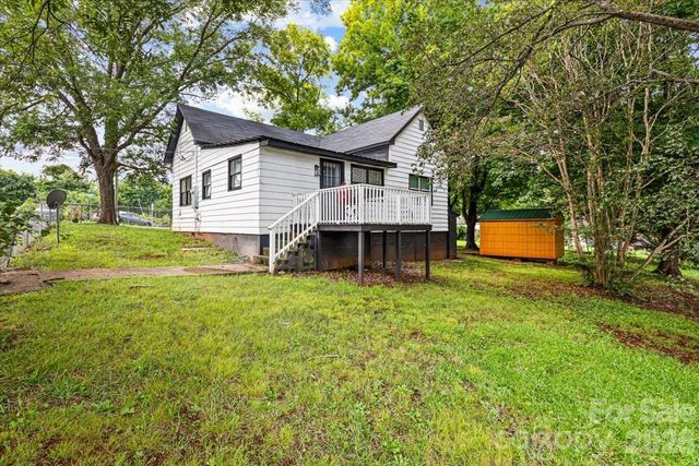 1921 4th Street SW 83, Hickory, NC 28602