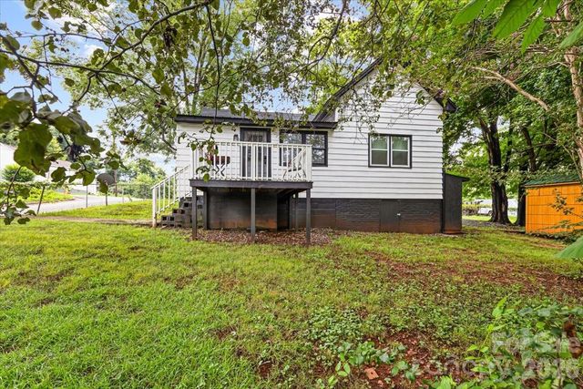 1921 4th Street SW 83, Hickory, NC 28602