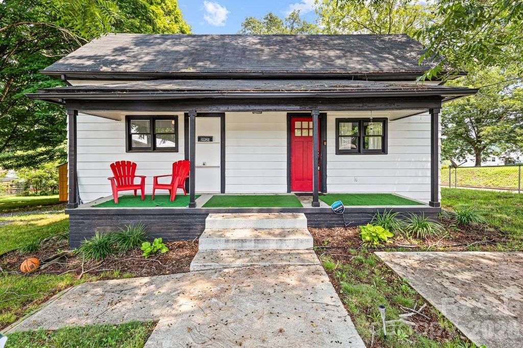 1921 4th Street SW 83, Hickory, NC 28602