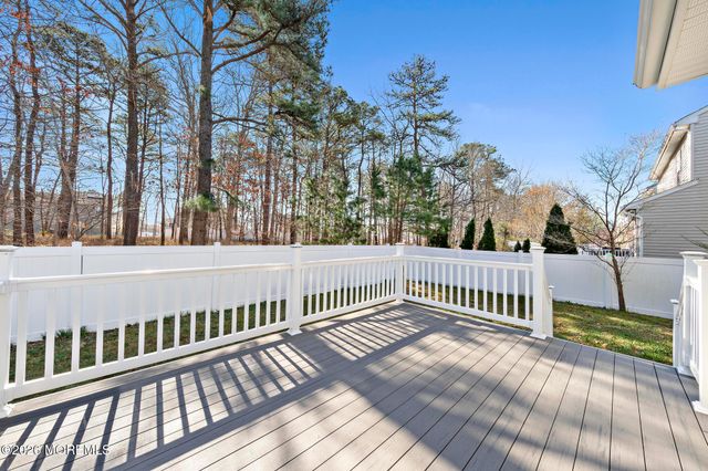 210 Pheasant Run Road, Mays Landing, NJ 08330
