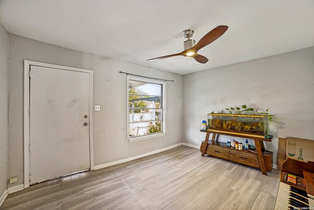 242 Rosabell, San Antonio, TX 78228